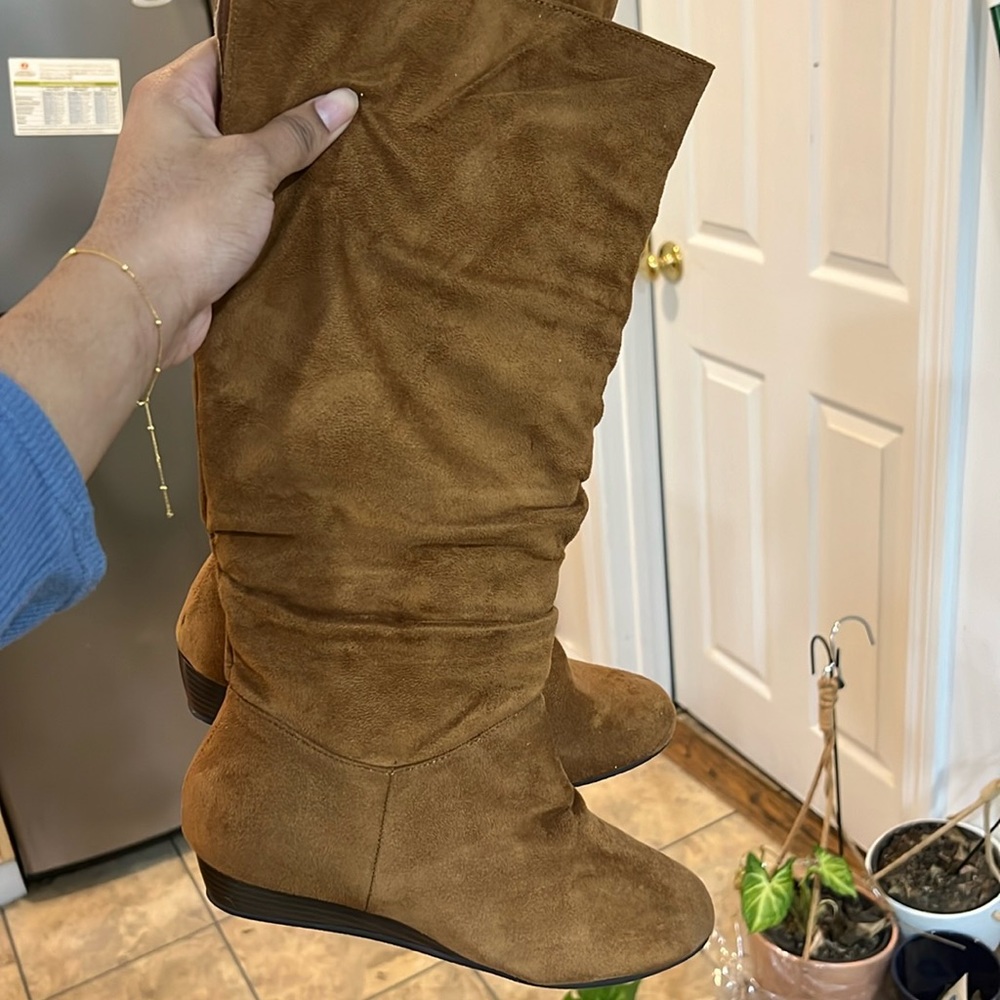 Brown boots